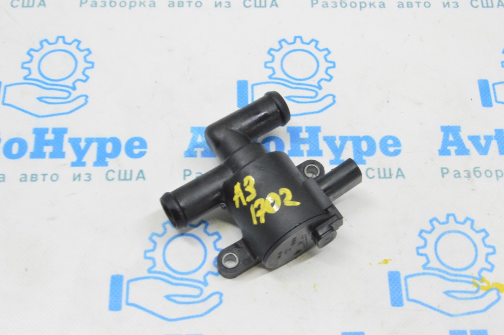 Клапан системы охлаждения второй Audi A3 8V 15-20 (02)