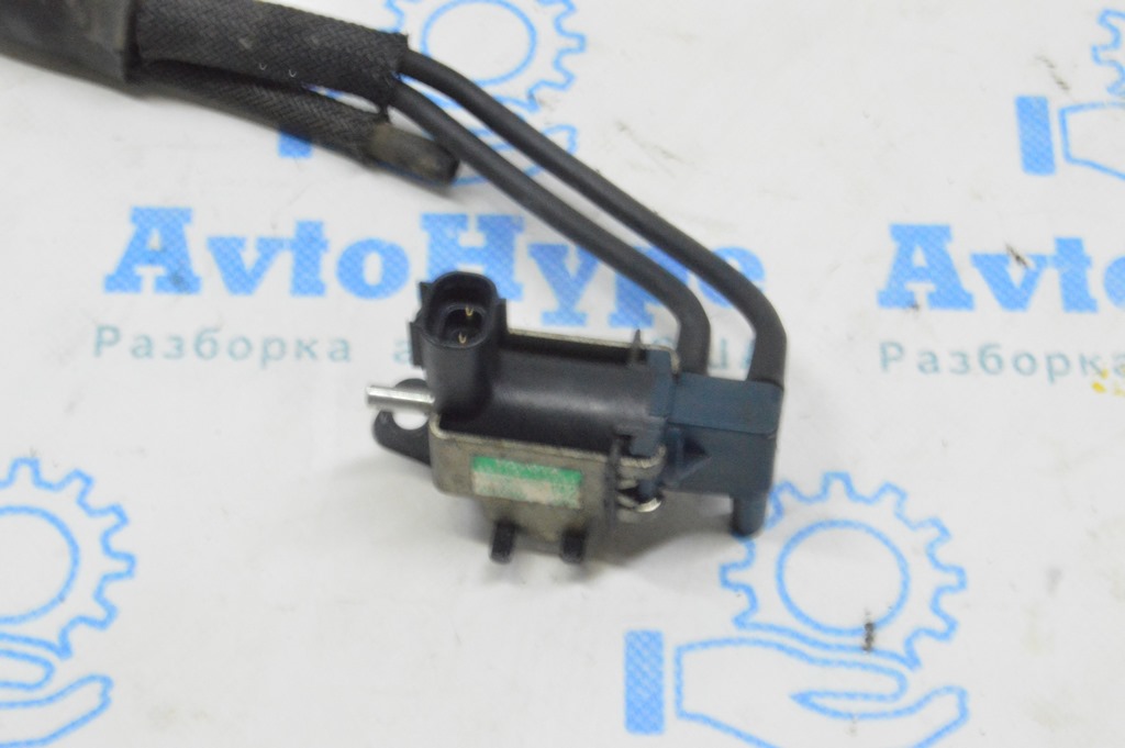 Клапан соленоид вакуумный Lexus RX350 RX450h 10-15