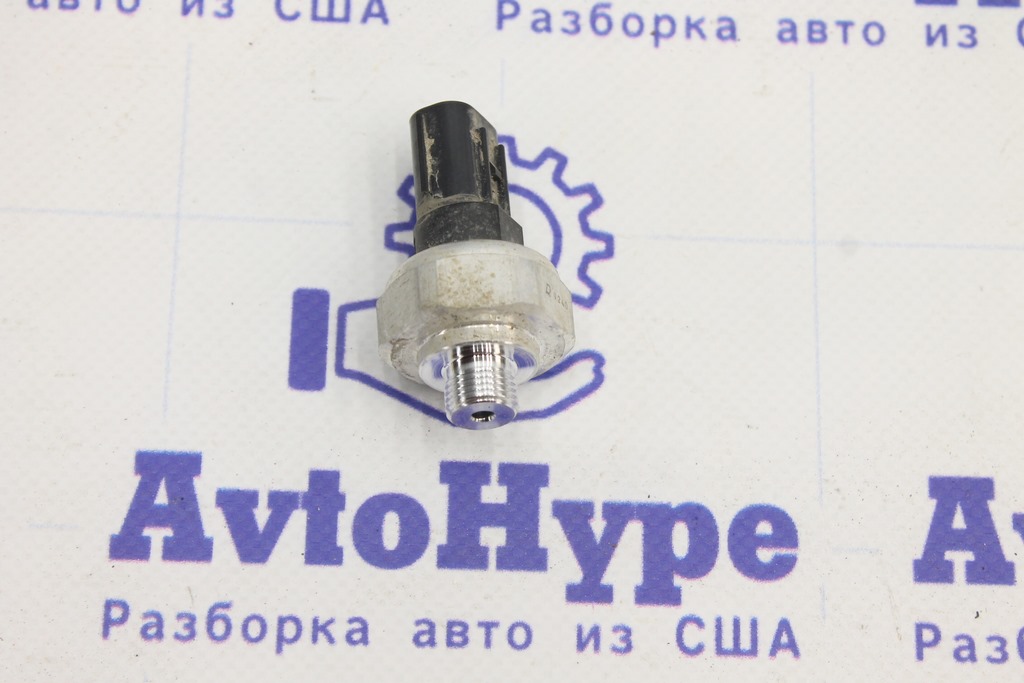 Клапан заправки кондиціонера Toyota Venza 21-24