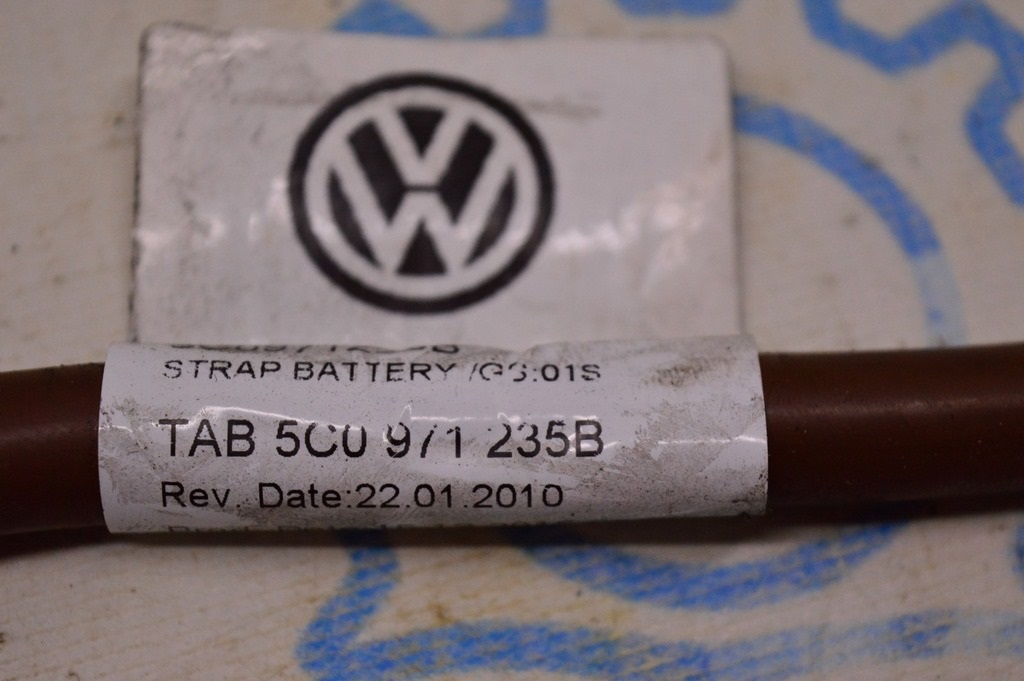 Клемма аккумулятора минус VW Passat b8 USA — фото 2