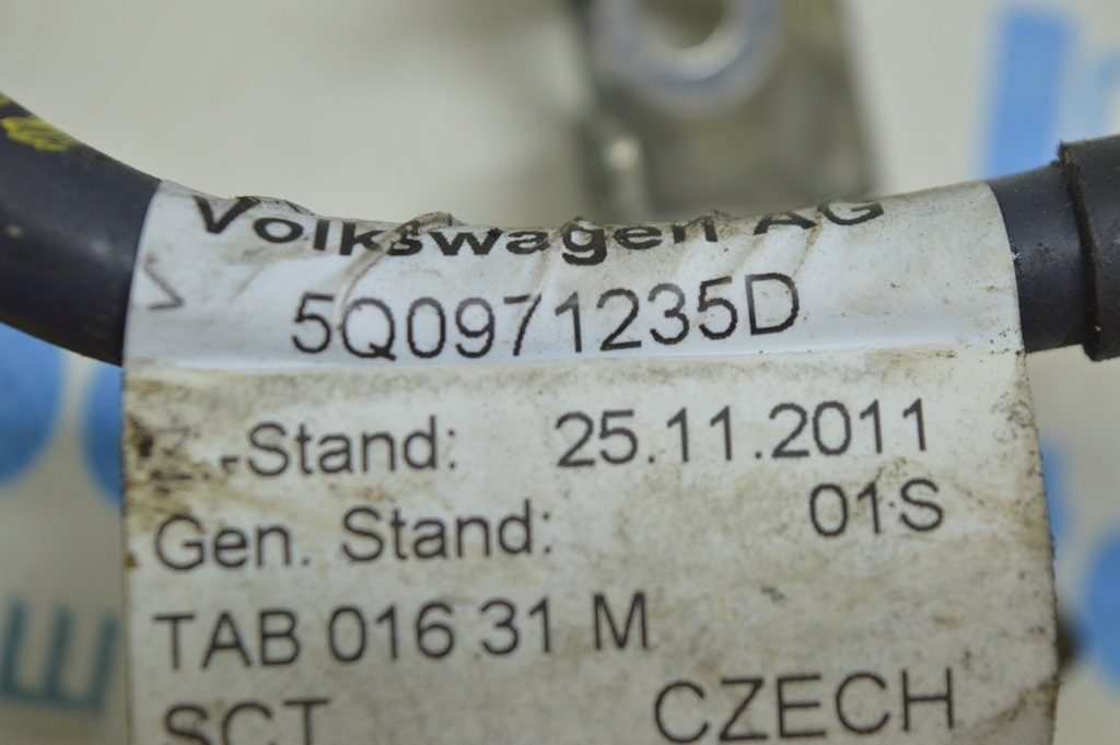Клемма минусовая Audi A3 8V 15-16 — фото 2