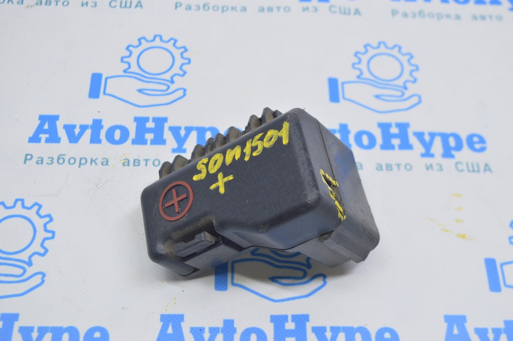 Клемма плюсовая АКБ Hyundai Sonata 11-15 без проводки деф