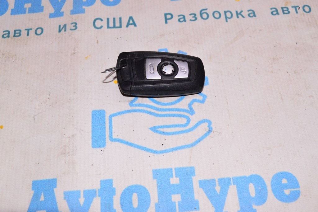 Ключ BMW 3 F30 12-19 3 кнопки, smart key, (01) затерт значок