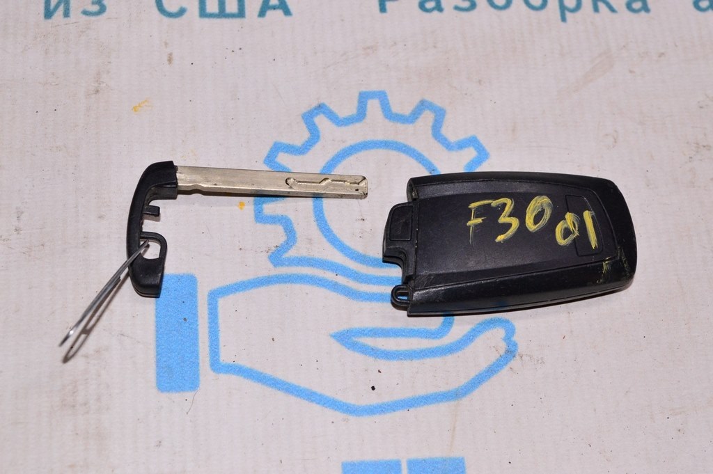 Ключ BMW 3 F30 12-19 3 кнопки, smart key, (01) затерт значок — фото 3