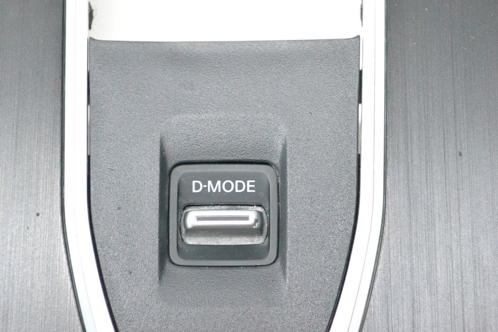 Кнопка Drive Mode Nissan Qashqai 21-