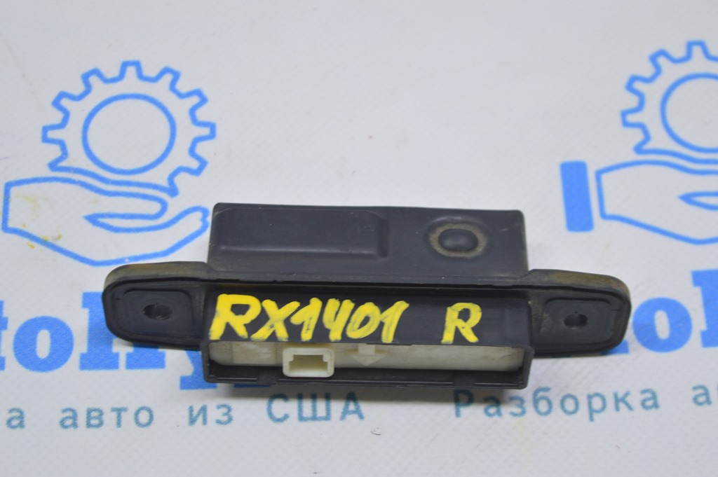 Кнопка открытия багажника наружняя Lexus RX350 RX450h 10-15 keyless