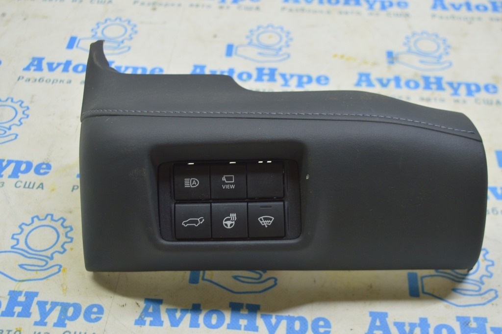 Кнопка открытия двери багажника Toyota Highlander 20-