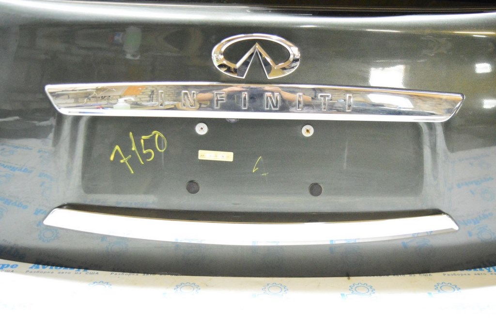 Кнопка открытя двери багажника внешн Infiniti JX35 QX60 13-