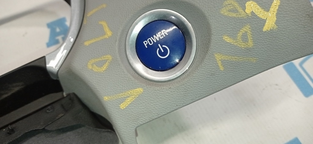 Кнопка start-stop Chevrolet Volt 16-