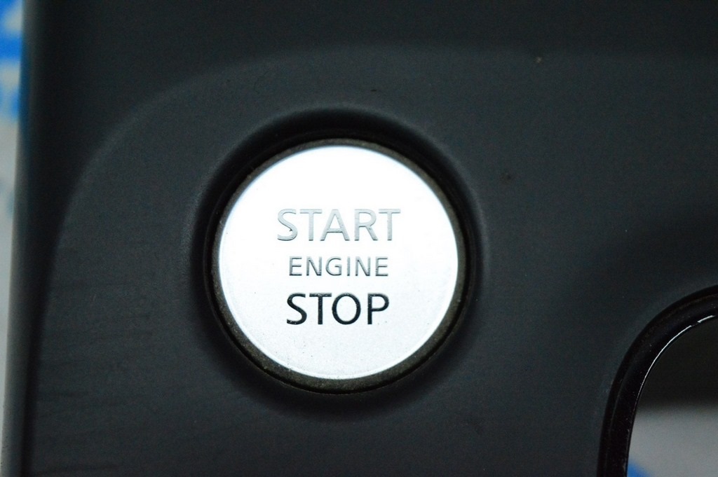 Кнопка Start/stop Infiniti QX50 19-