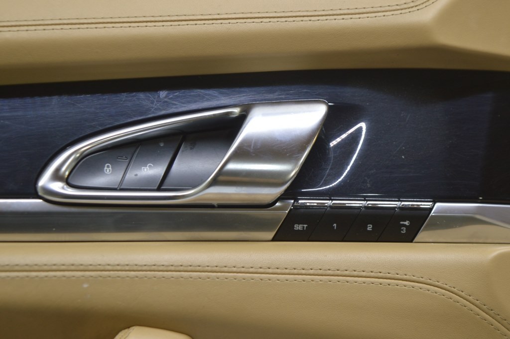 Кнопки блокировки двери перед лев Porsche Panamera 10-16