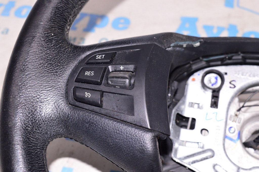 Кнопки управления (на руле) BMW X3 F25 11-17