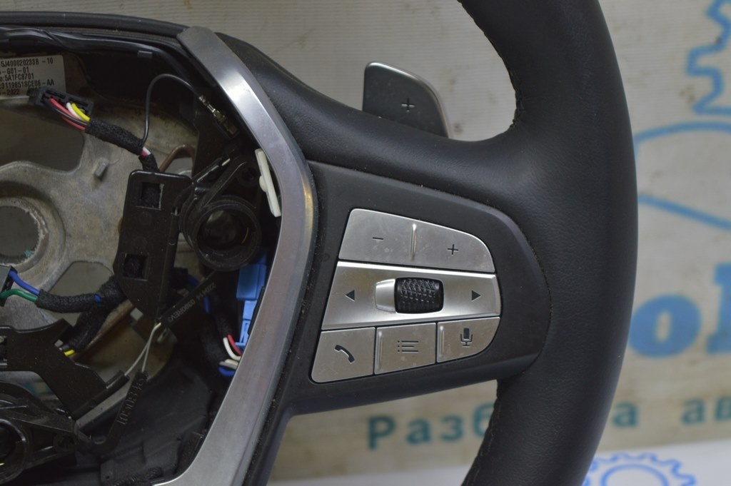 Кнопки управления на руле BMW X3 G01 18-21 под лепестки (02) — фото 2