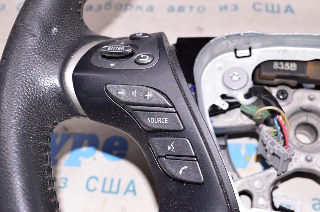 Кнопки управления (на руле) Nissan Pathfinder 13- (01)