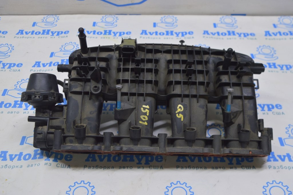 Коллектор впускной Audi Q5 8R 11-17 2.0T
