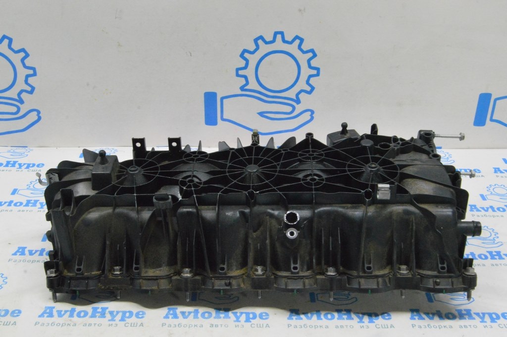 Коллектор впускной BMW X5 G05 19-23 3.0T с интеркулером