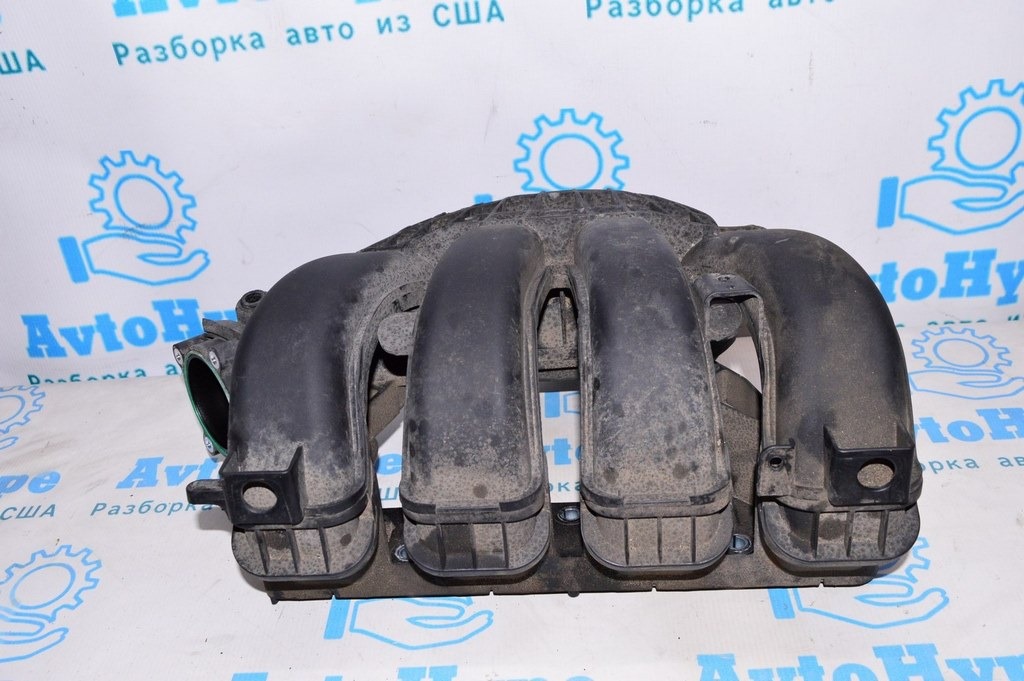 Коллектор впускной Ford Focus mk3 11-18 2.0
