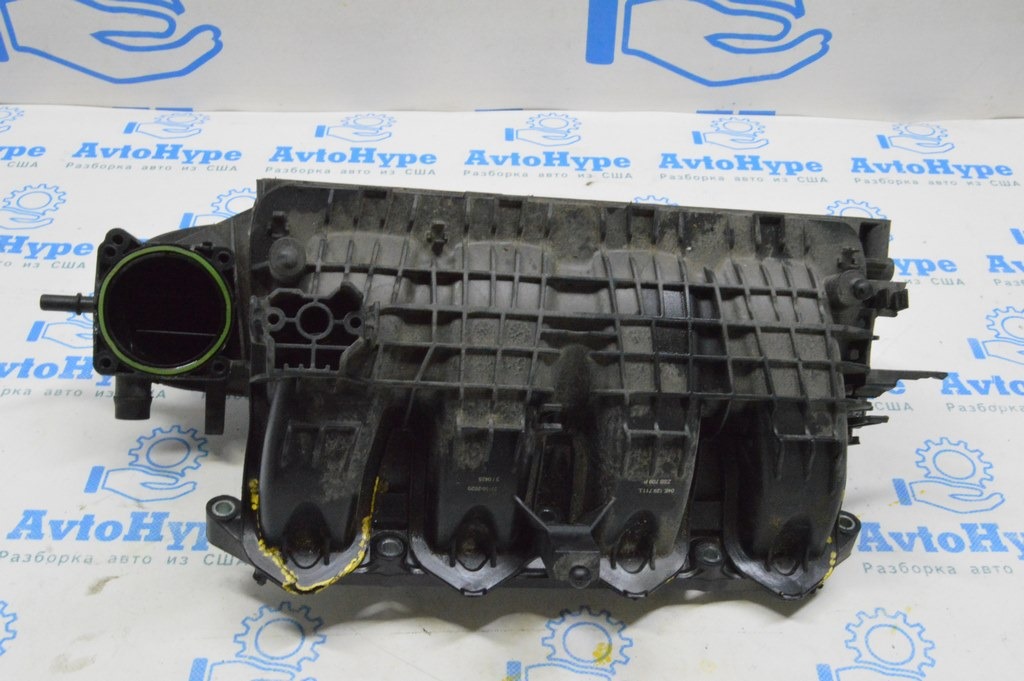 Коллектор впускной VW Jetta 19- (02) треснут