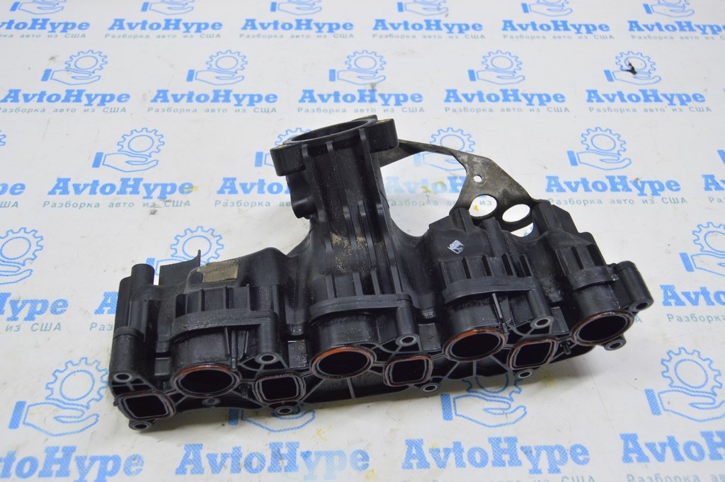 Коллектор впускной VW Multivan T5 09-15 2.0d