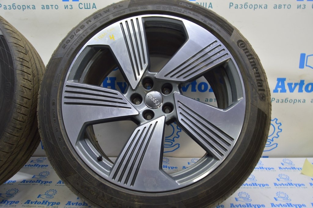 Комплект дисков R21x9.5J ET36 Audi E-Tron (Q8) GEN 18- (01) (с резиной 1250$) — фото 3