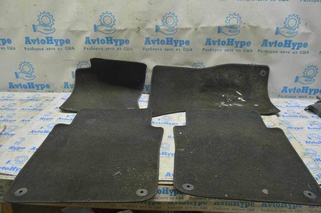 Комплект ковриков салона Audi A8 D3 03-09 (01) тряпка черн