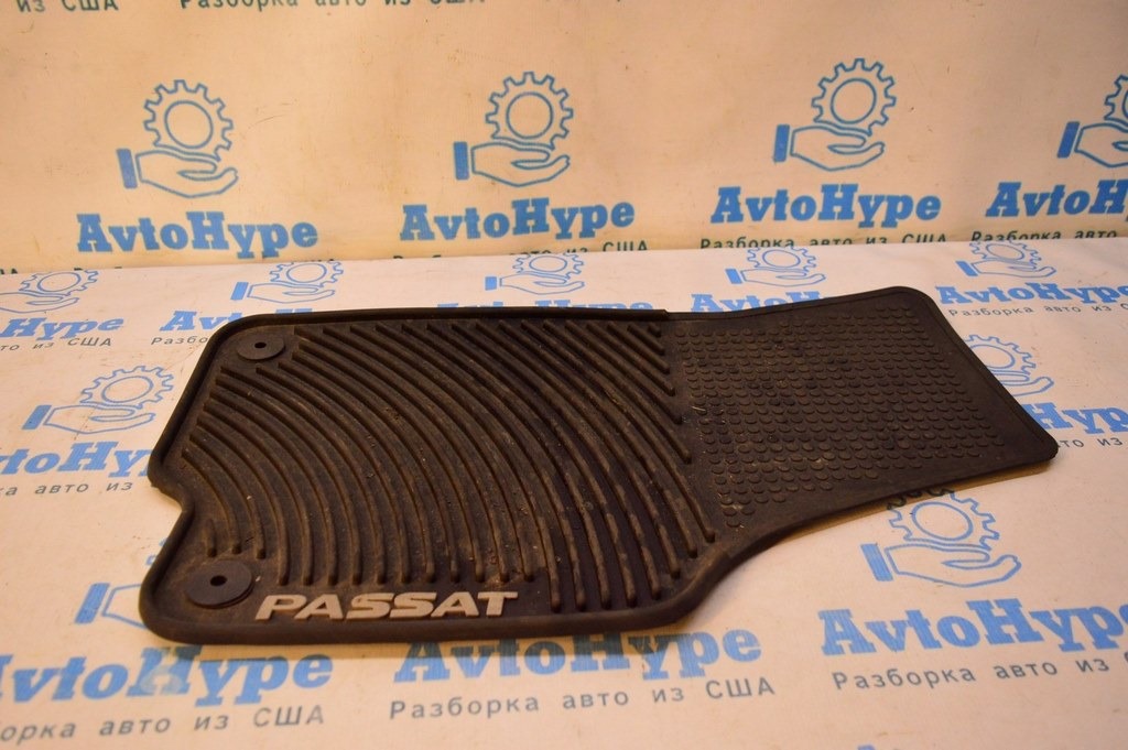 Комплект ковриков VW Passat b8 USA резина (02)