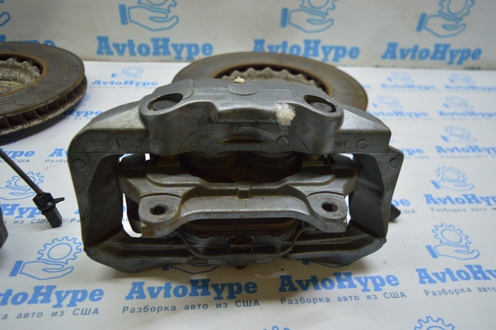 Комплект передних суппортов с дисками Audi A8 D4 10-17 (01) 4H0615123C 4G0615301K 360mm — фото 2