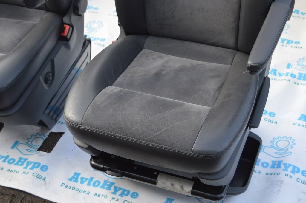 Комплект сидений VW Multivan T5 09-15 кожа+алькантара черн, подогрев, 6+1, поворотные — фото 4