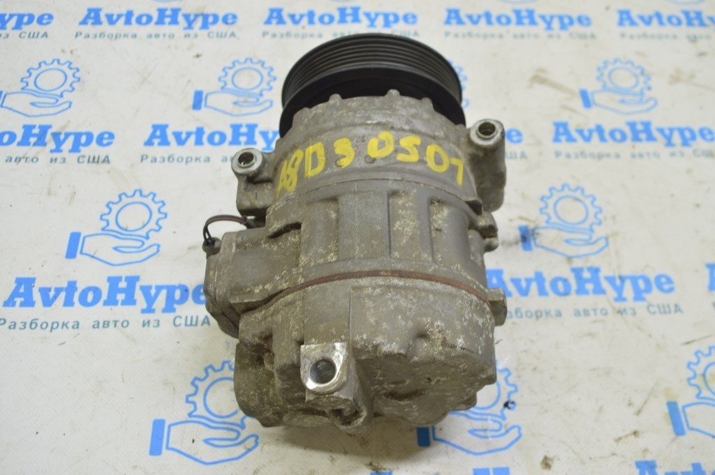 Компрессор кондиционера Audi A8 D3 03-09 (01)