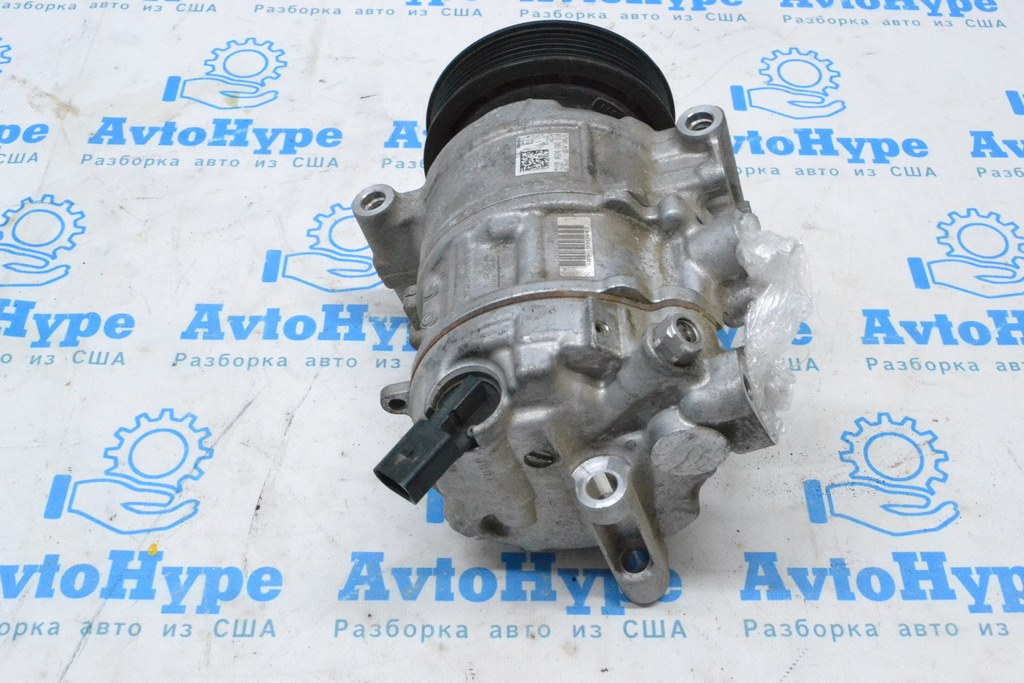 Компрессор кондиционера Audi Q5 8R 09-17 2.0T (02) — фото 2