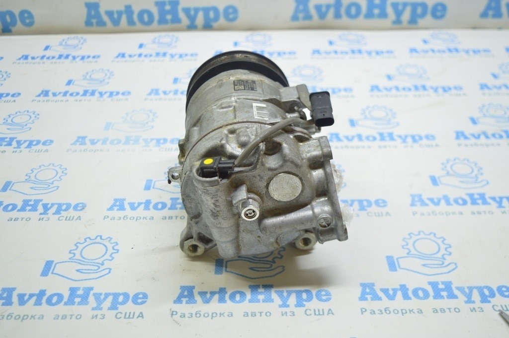 Компрессор кондиционера BMW X3 G01 18-21 (01) 6994082-02 — фото 2