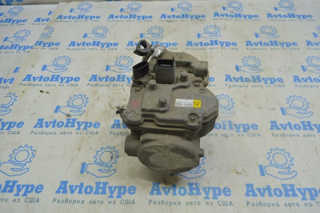 Компрессор кондиционера Lexus RX450h 10-15 (02)