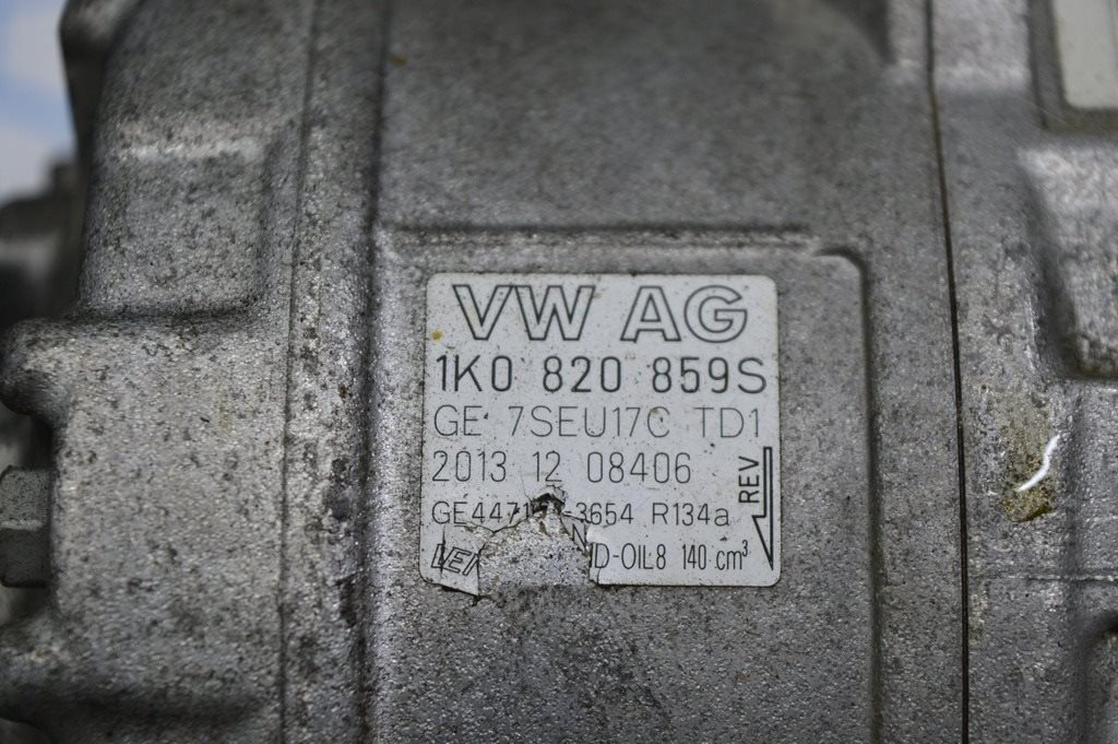 Компрессор кондиционера VW Passat b7 USA 1.8T (05) деф.шкива — фото 4