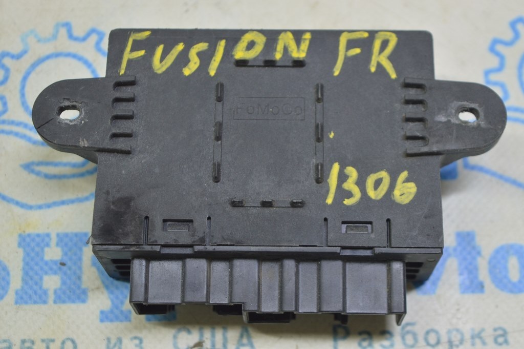 Компьютер двери передней правой Ford Fusion mk5 13-20
