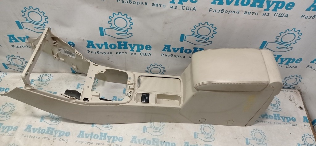 Консоль центральная (подлокотник и подстаканник) VW Tiguan 09-17 кожа беж деф подлокотника — фото 2