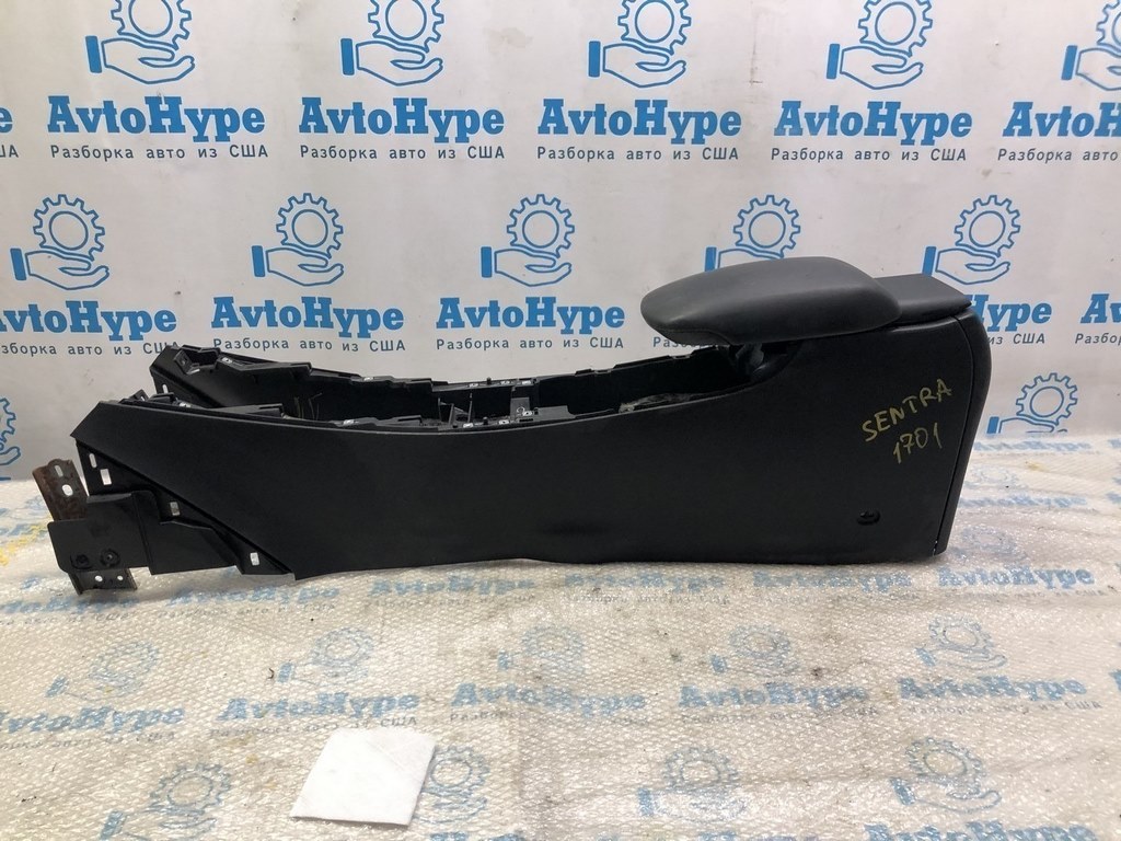 Консоль центральная (подлокотник и подстаканники) Nissan Sentra 13-16 черн кожа