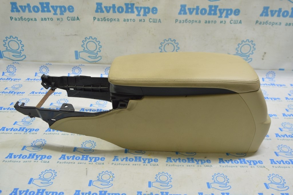 Консоль центральная подлокотник Lexus GS300 GS350 GS430 GS450h 06-07 кожа беж (01) потёрта — фото 2