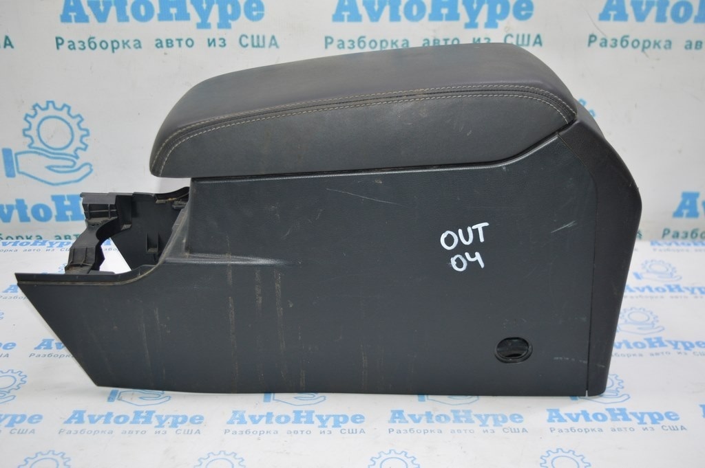Консоль центральная (подлокотник) Subaru Outback 15-19 кожа, черн (04)