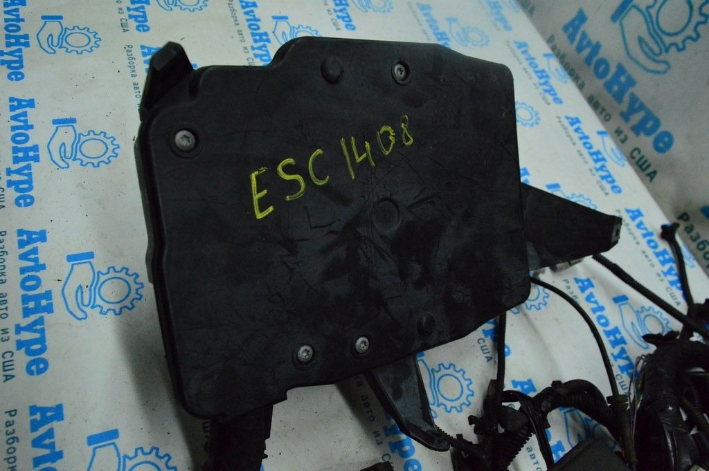 Корпус блока ECU Ford Escape MK3 13- 1.6Т 2.0T СV61-12A532-CA