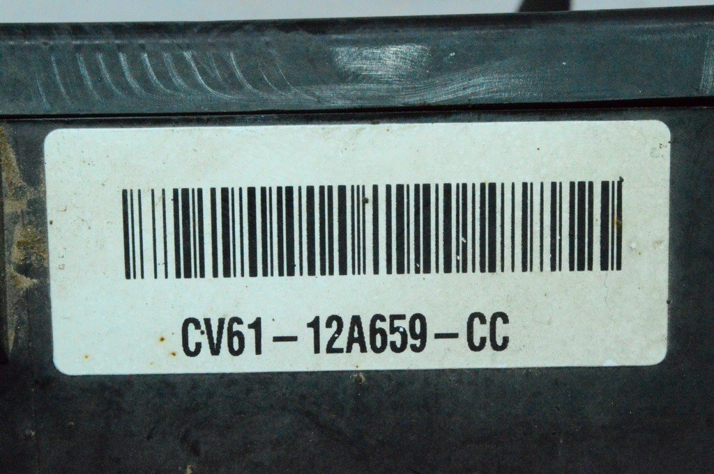 Корпус блока ECU Ford Focus mk3 11-18 пластиковый — фото 4