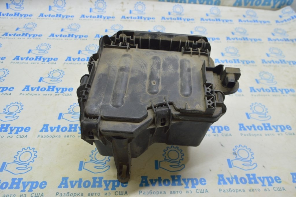 Корпус блока предохранителей подкапотный Audi A8 D3 03-09 — фото 3