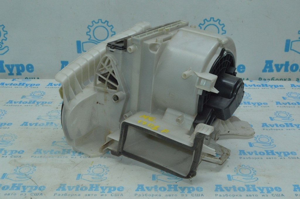 Корпус голый (кондиционер, левая часть) Mazda6 13-17