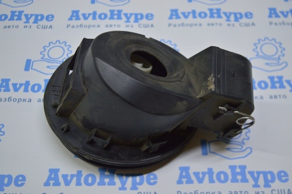 Корпус лючка бензобака Jeep Cherokee KL 14-