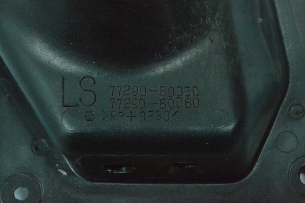 Корпус лючка бензобака Lexus LS600h 07-12 7729050050 (02) — фото 3