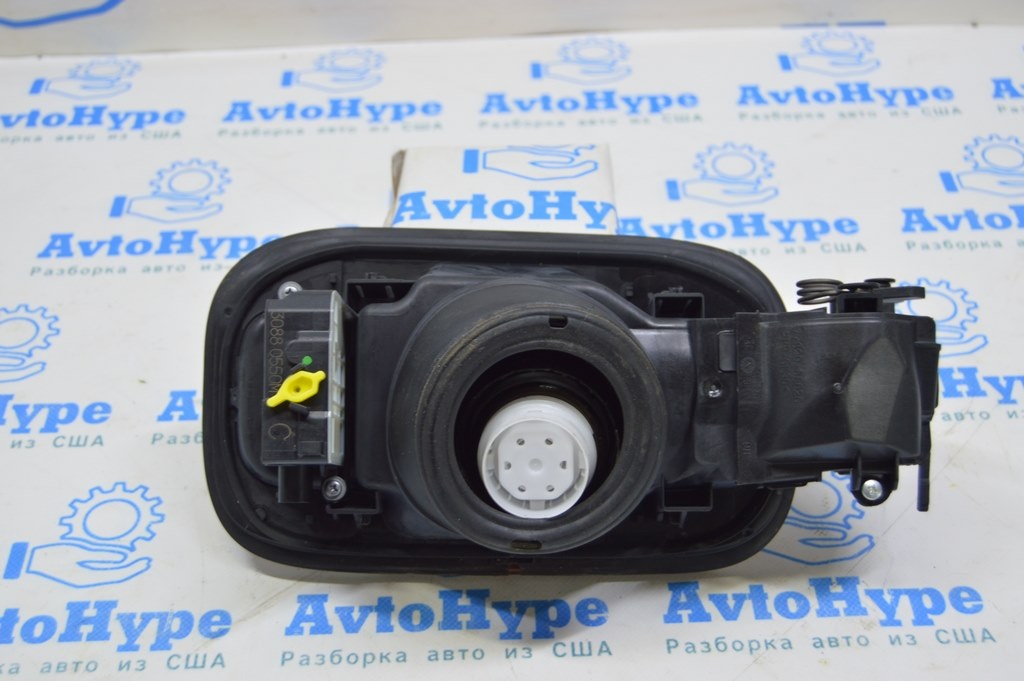 Корпус лючка бензобака Lexus RX 350/350h/500h 23-