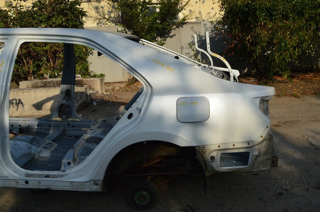 Корпус лючка бензобака Toyota Camry v50 12-14 usa\euro