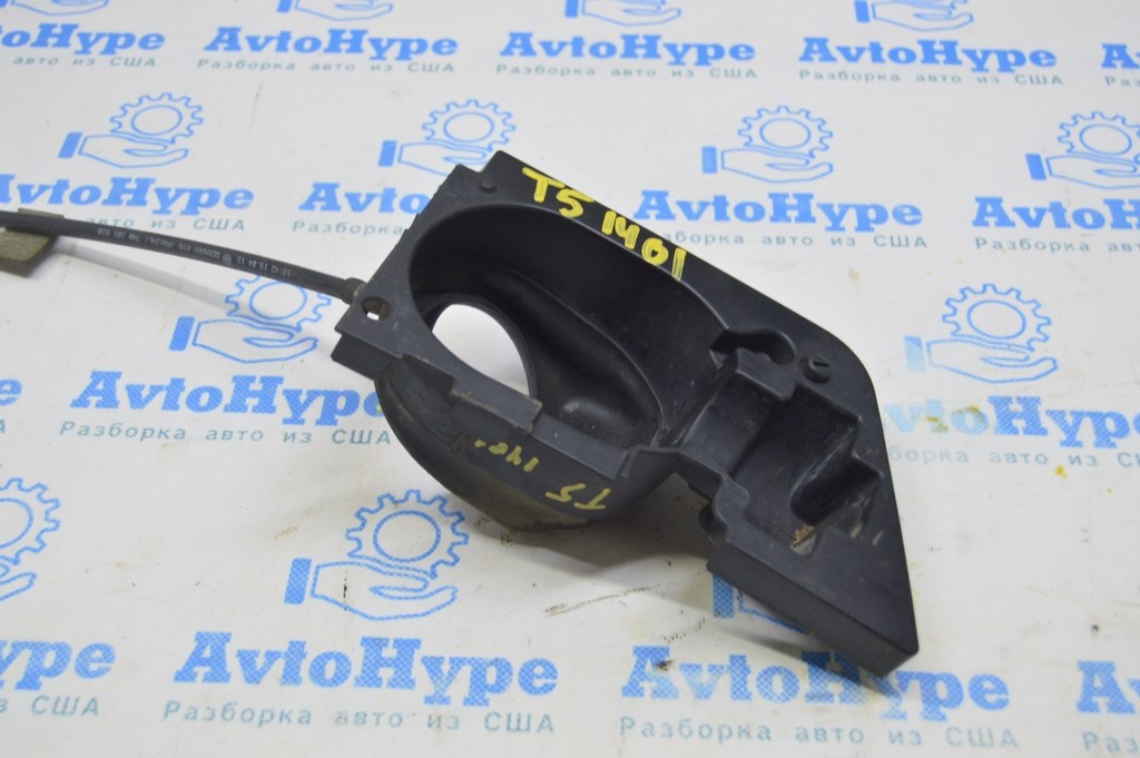 Корпус лючка бензобака VW Multivan T5 09-15