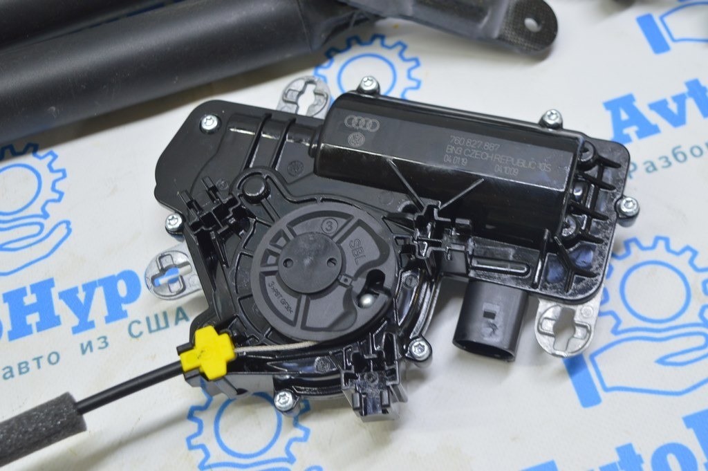 Корпус маслянного фильтра VW Touareg 18- 3.0d