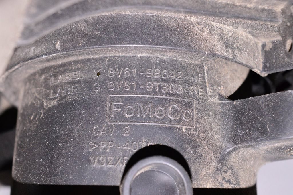 Корпус расходомера воздуха Ford Focus mk3 11-18 2.0 — фото 3