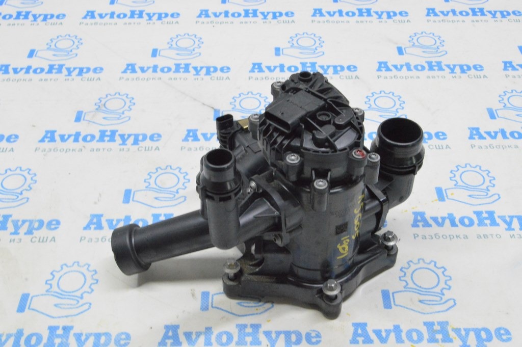 Корпус термостата BMW X5 G05 19-23 3.0T